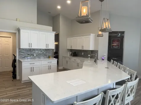 4749 Stoneview Circle Oldsmar FL 34677