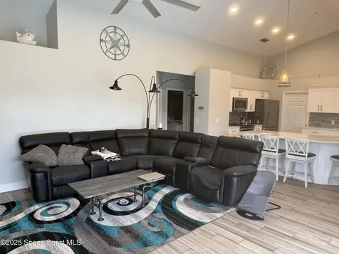 4749 Stoneview Circle Oldsmar FL 34677