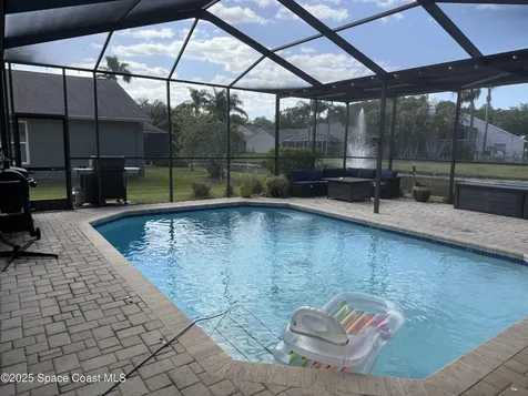 4749 Stoneview Circle Oldsmar FL 34677