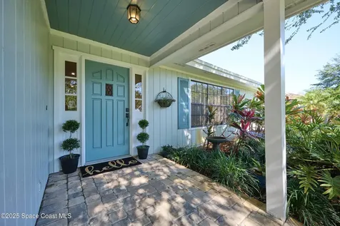 527 10th Court Vero Beach FL 32962