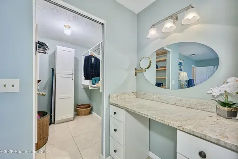 527 10th Court Vero Beach FL 32962