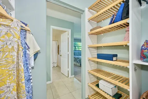 527 10th Court Vero Beach FL 32962
