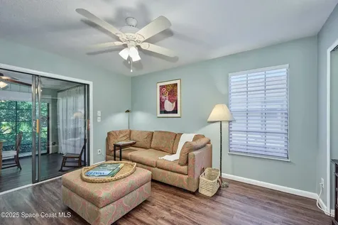 527 10th Court Vero Beach FL 32962