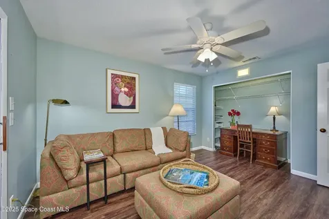 527 10th Court Vero Beach FL 32962