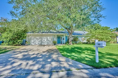 527 10th Court Vero Beach FL 32962