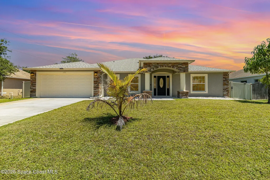 171 Nadell Avenue NW Palm Bay FL 32907
