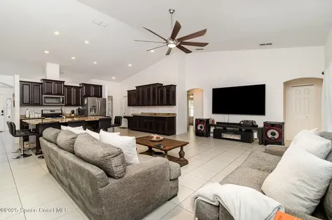 171 Nadell Avenue NW Palm Bay FL 32907