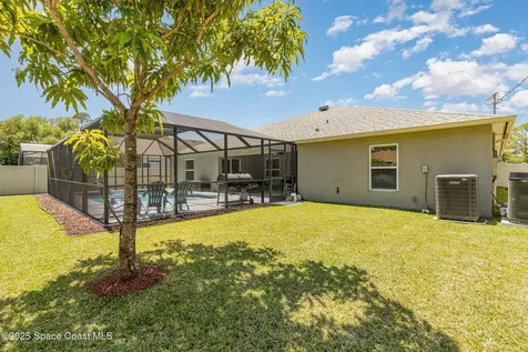 171 Nadell Avenue NW Palm Bay FL 32907