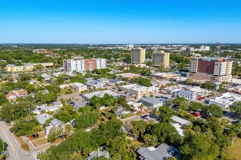 2106 Vernon Place Melbourne FL 32901