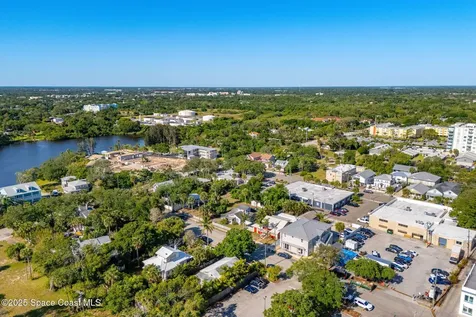 2106 Vernon Place Melbourne FL 32901