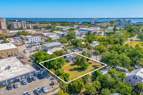 2106 Vernon Place Melbourne FL 32901