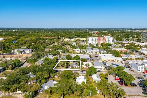2106 Vernon Place Melbourne FL 32901