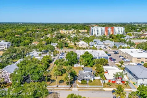 2106 Vernon Place Melbourne FL 32901