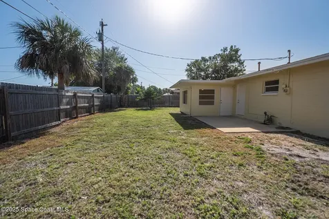 1450 Quince Avenue Merritt Island FL 32952