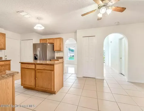 519 Davidson Street SE Palm Bay FL 32909