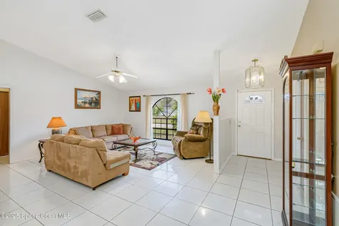 1714 Eatonia Street NW Palm Bay FL 32907