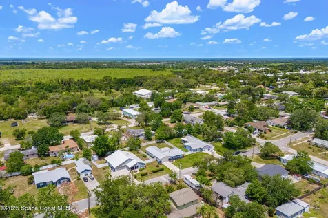 528 Poinsettia Avenue Titusville FL 32796
