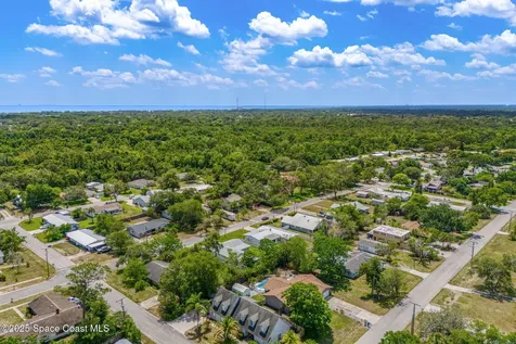 528 Poinsettia Avenue Titusville FL 32796