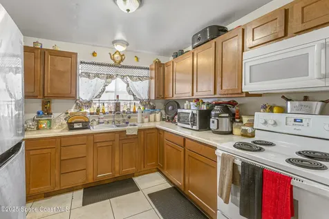 4540 Hood Avenue Titusville FL 32780