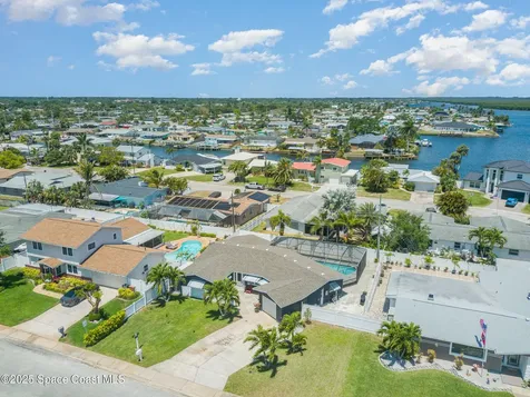 490 Belair Avenue Merritt Island FL 32953