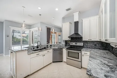 2587 Ramsdale Drive SE Palm Bay FL 32909