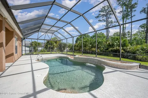 2587 Ramsdale Drive SE Palm Bay FL 32909