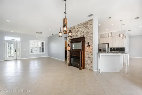 2587 Ramsdale Drive SE Palm Bay FL 32909