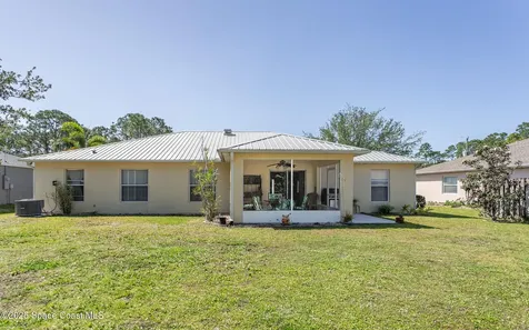 427 Fitchburg Street SW Palm Bay FL 32908