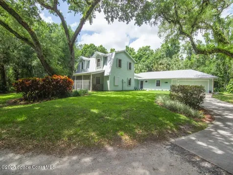 3330 25th Street SW Vero Beach FL 32968