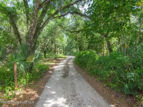 3330 25th Street SW Vero Beach FL 32968