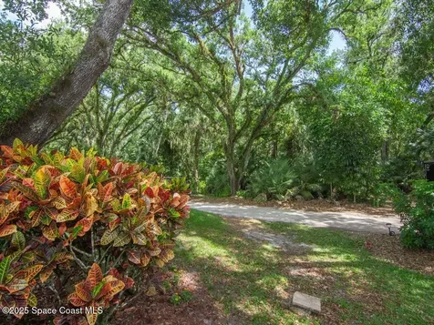 3330 25th Street SW Vero Beach FL 32968
