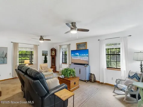 3330 25th Street SW Vero Beach FL 32968
