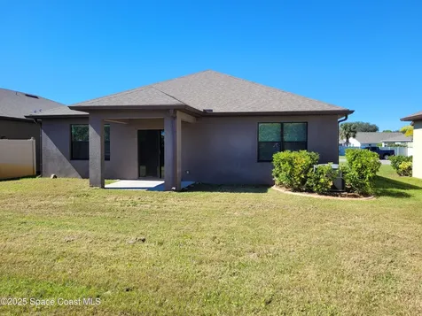 760 Acadia Court SE Palm Bay FL 32909
