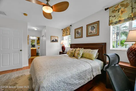 568 7th Square Vero Beach FL 32962