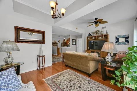 568 7th Square Vero Beach FL 32962