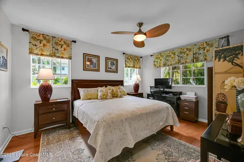 568 7th Square Vero Beach FL 32962
