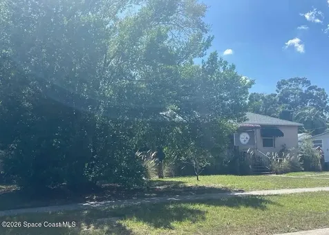 1416 40th Avenue N St. Petersburg FL 33702