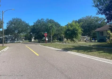 1416 40th Avenue N St. Petersburg FL 33702