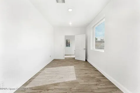 315 Minutemen Causeway Cocoa Beach FL 32931