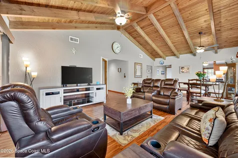 1826 Quail Trail Melbourne FL 32935
