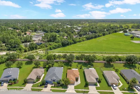 1556 Dittmer Circle SE Palm Bay FL 32909