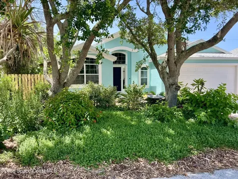 27 North Court Indialantic FL 32903