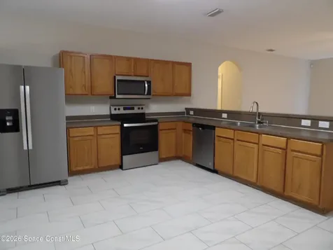 117 Fayetteville Street SW Palm Bay FL 32908