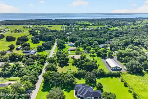 3345 Carter Road Mims FL 32754