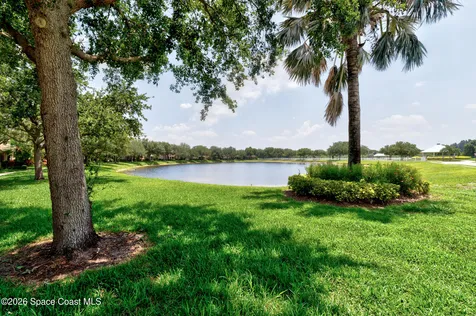 1670 Pointe West Way Vero Beach FL 32966