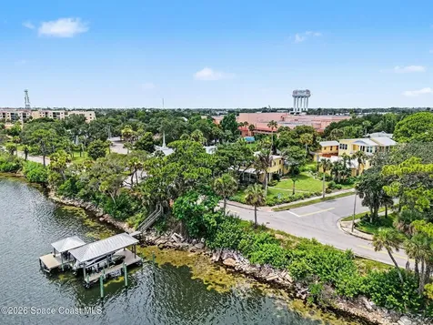 241 Indian River Drive Cocoa FL 32922