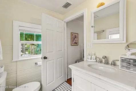 241 Indian River Drive Cocoa FL 32922