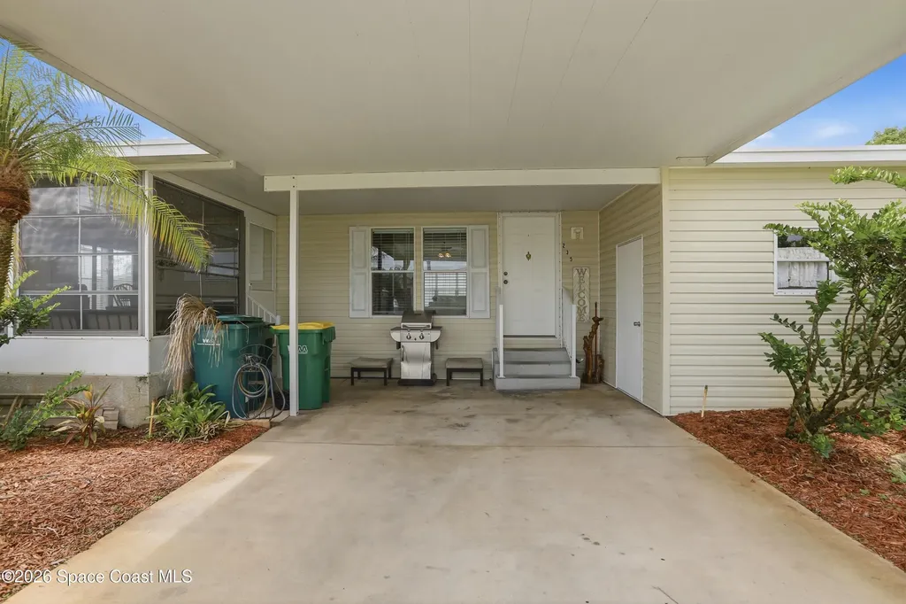 235 Outer Drive Cocoa FL 32926