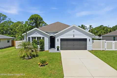 270 De Castro Avenue SE Palm Bay FL 32909