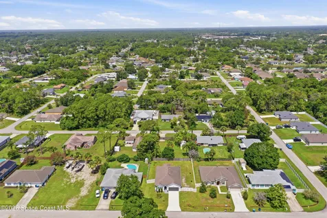 270 De Castro Avenue SE Palm Bay FL 32909